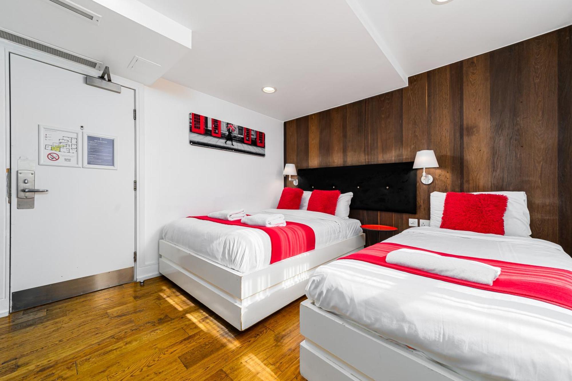 The Whitechapel Hotel London Exterior photo